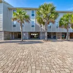 Seacrest West - 7 Palms